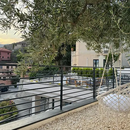 Willa Ada Taormina